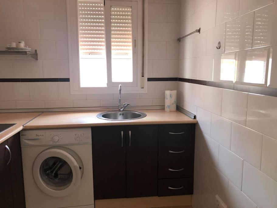 Apartamento En Primera Linea De Playa El Palo